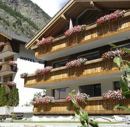 City Hotell