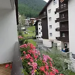 City Hotel 3*
